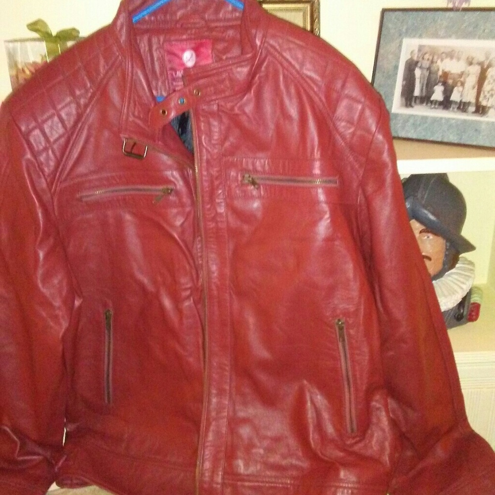 LAMBSKIN LEATHER COAT